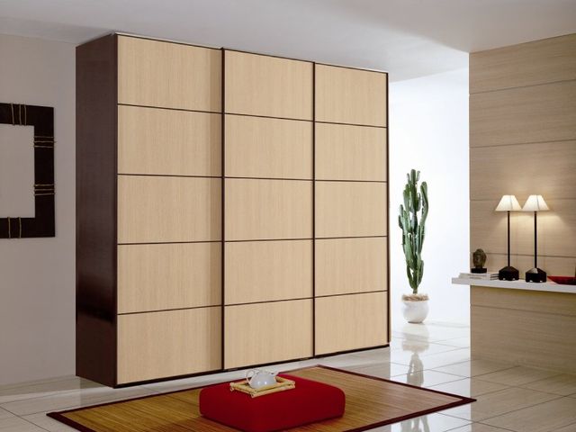 Как продолжить жизнь шкафу – купе своими руками